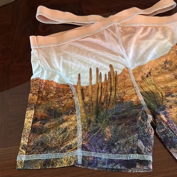 SHEIN *NEW* Women’s Cutout Waist Desert Landscape Print Mesh Biker Shorts - Picture 12 of 16